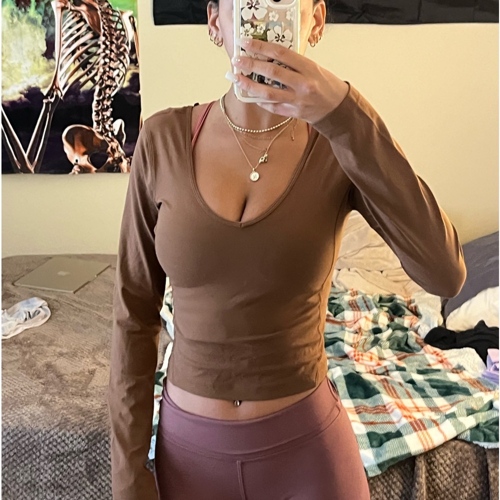 Lululemon crop top